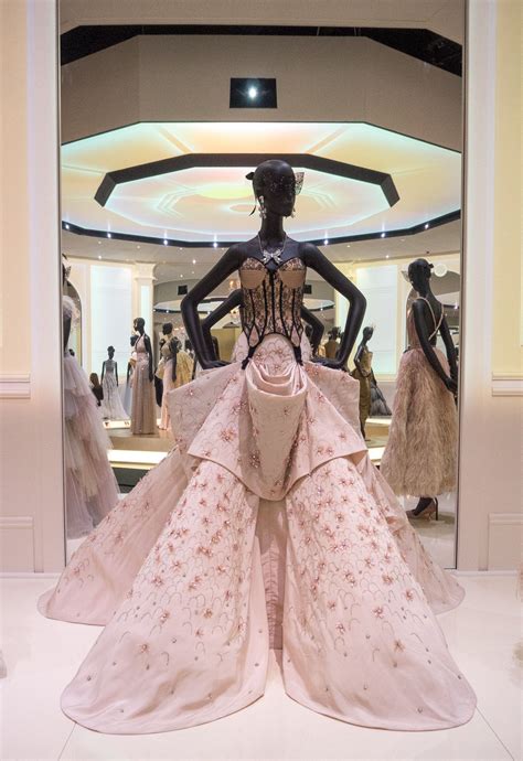 dior customize|what did christian Dior design.